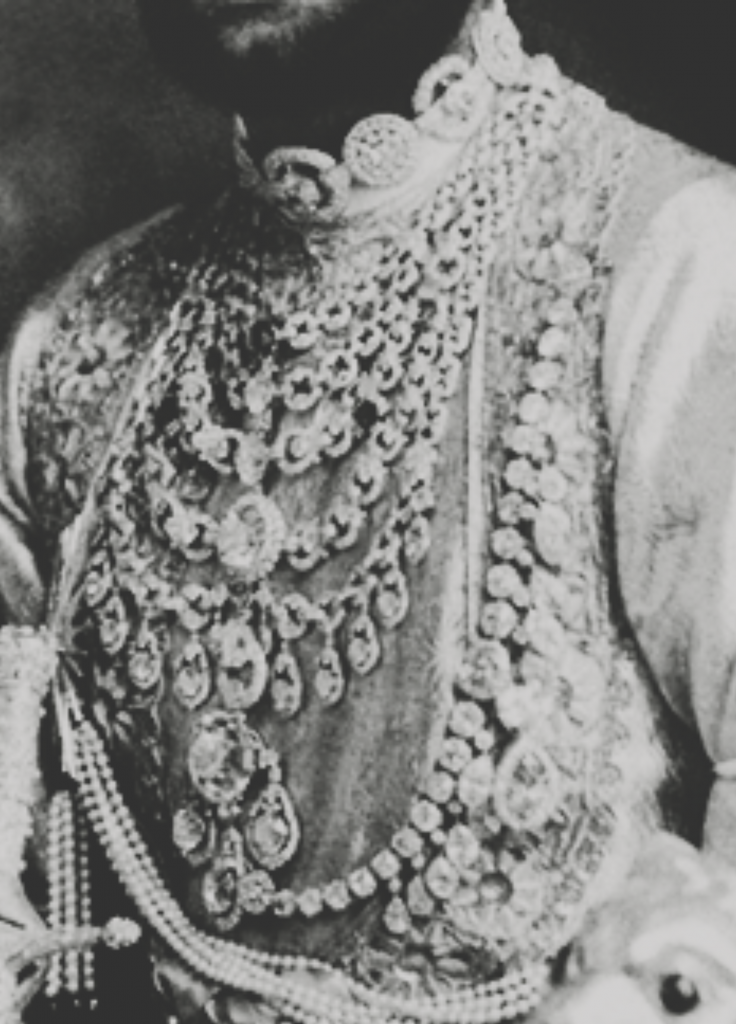 Yadavindra Singh of Patiala wearing the Patiala Choker